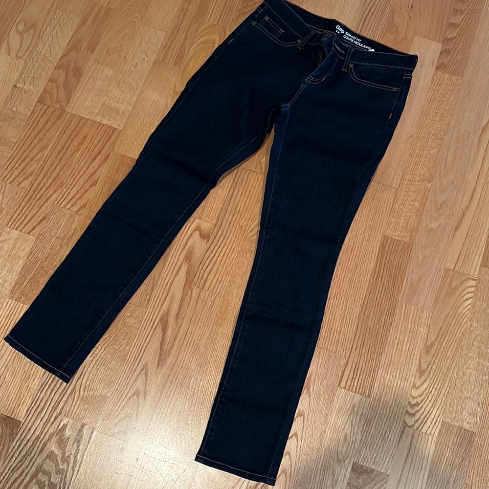 Gap skinny jeans 25R